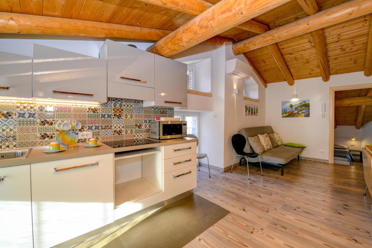 トレモージネCasa Nel Borgo - Il Gufoアパートメント エクステリア 写真